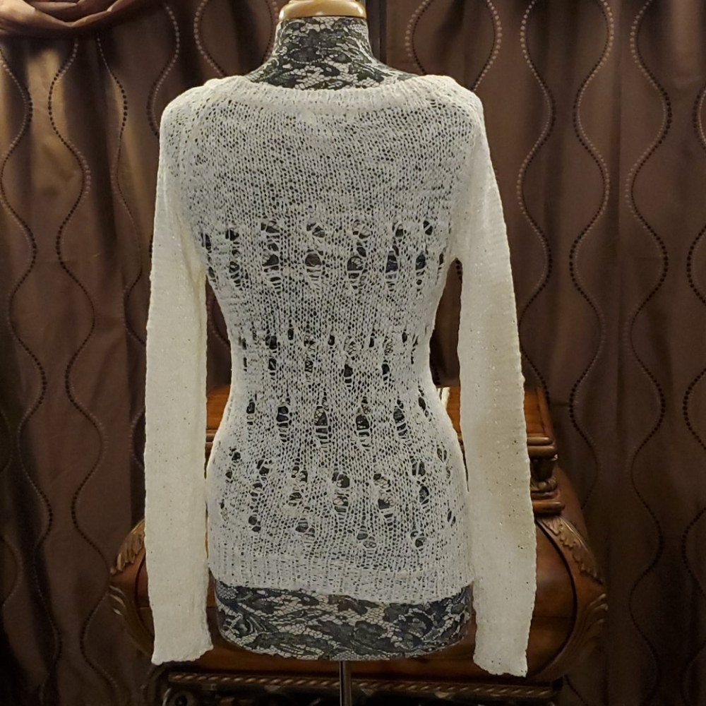 Only True Collection sweater, size M - Picture 3 of 3